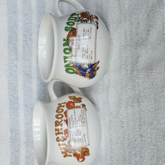 Vintage 70s/80s Ceramic Soup Mugs Set of 2 | Mushroom & Onion Soup Recipes Cups - Picture 2 of 6